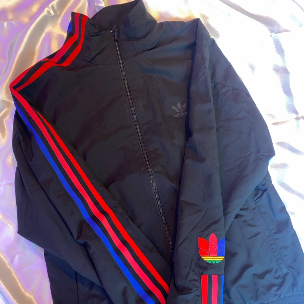 ✨Adidas Black Tricolor Jacket✨